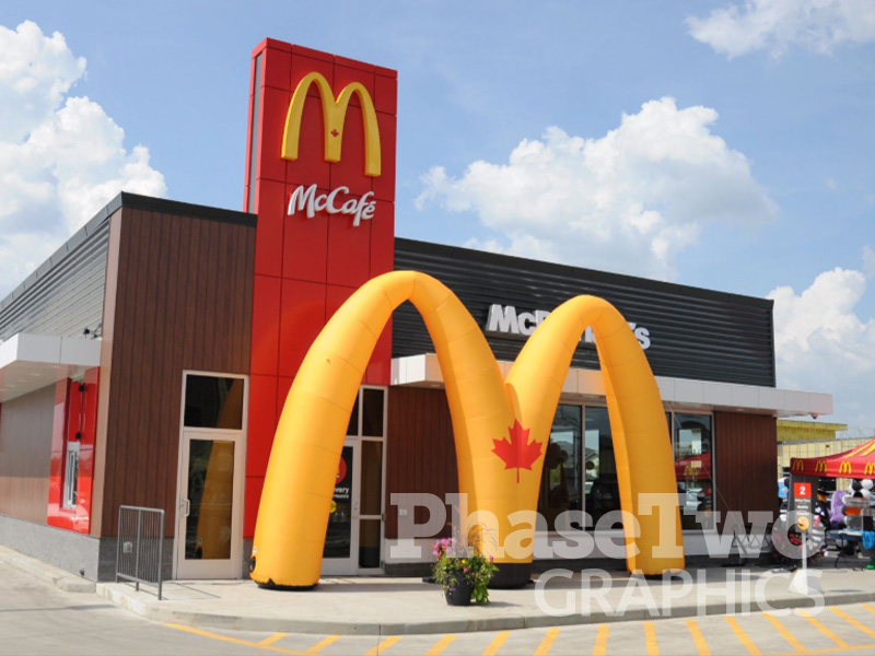 McDonalds-arch-custom-inflatables-canada-PTG-02